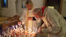 Lighting the Christingles